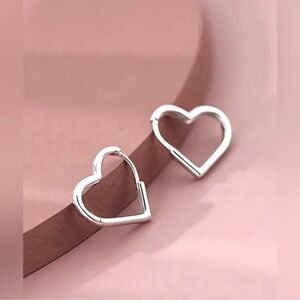 🩶 316 Surgical Stainless Steel Heart Earrings NWT